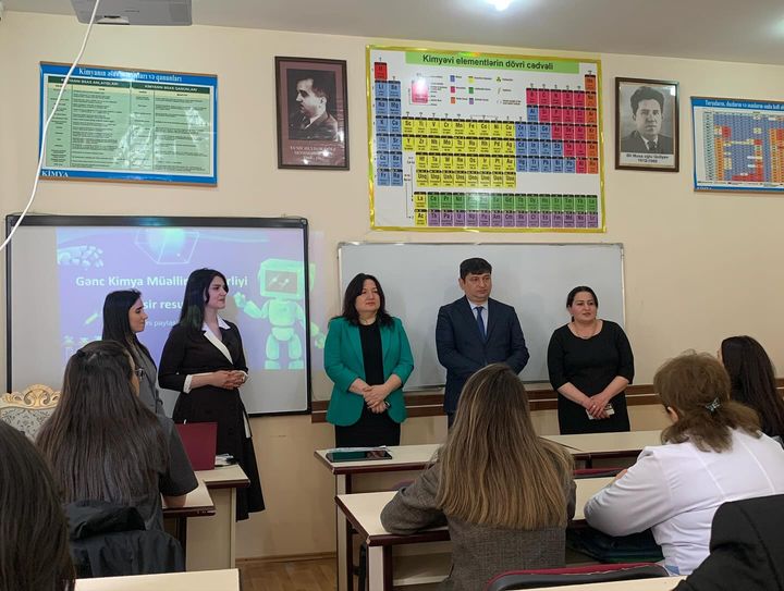  “Müasir resurlar” təlimi Gəncə Dövlət Universitetində 