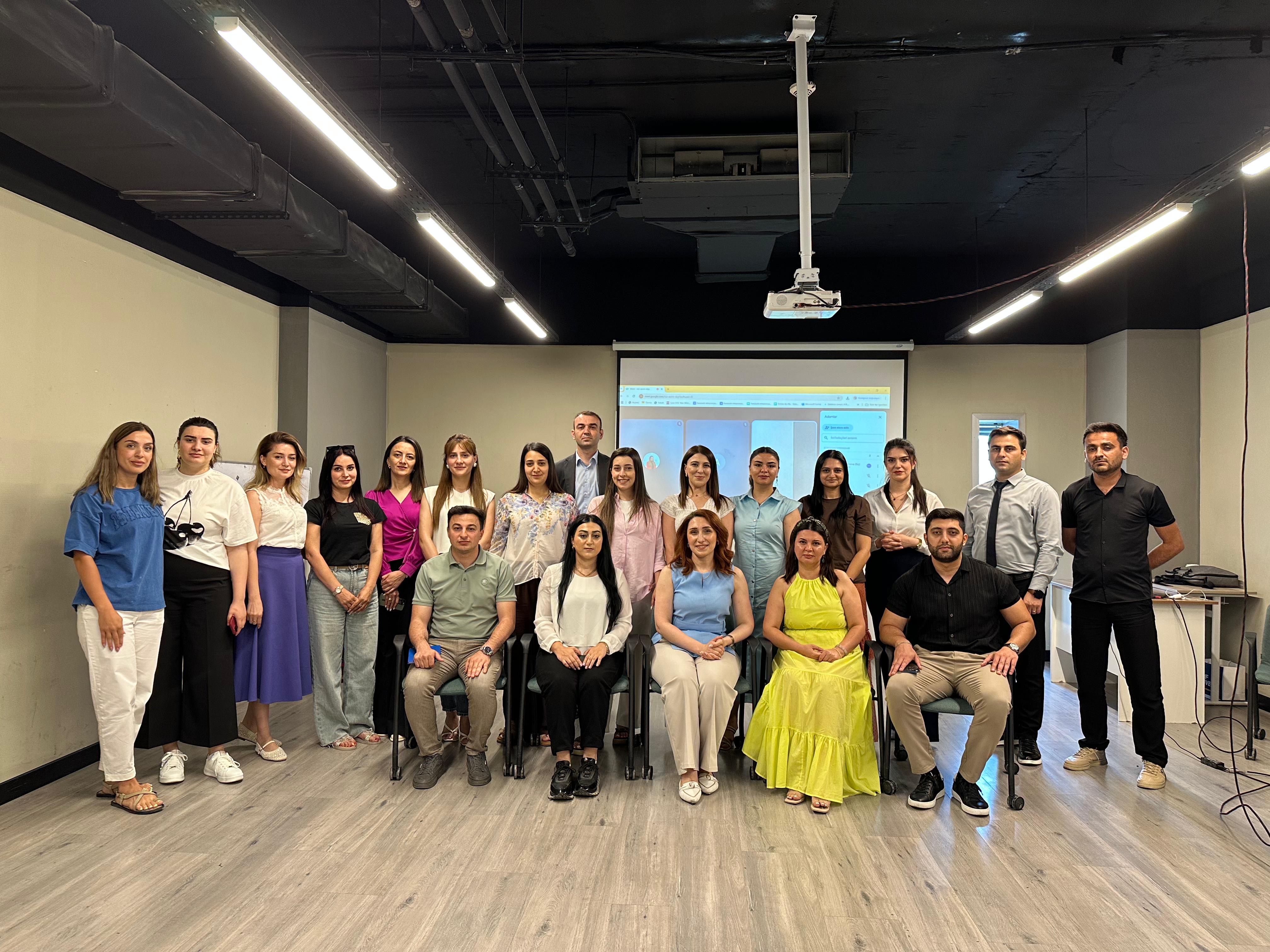 Hesabat iclası keçirildi